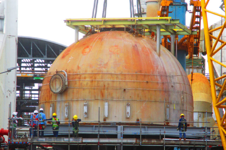 Image of a regenerator head on a DCC unit